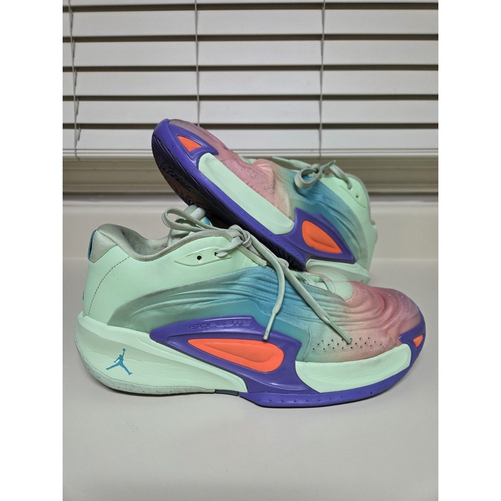 Nike Air Jordan Luka 3 Mens Size 10.5 Green Pink Athletic Running Shoes Sneakers
